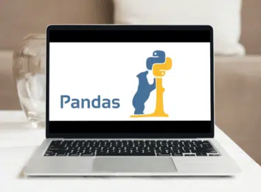 Learn how to slice a dataframe in Pandas